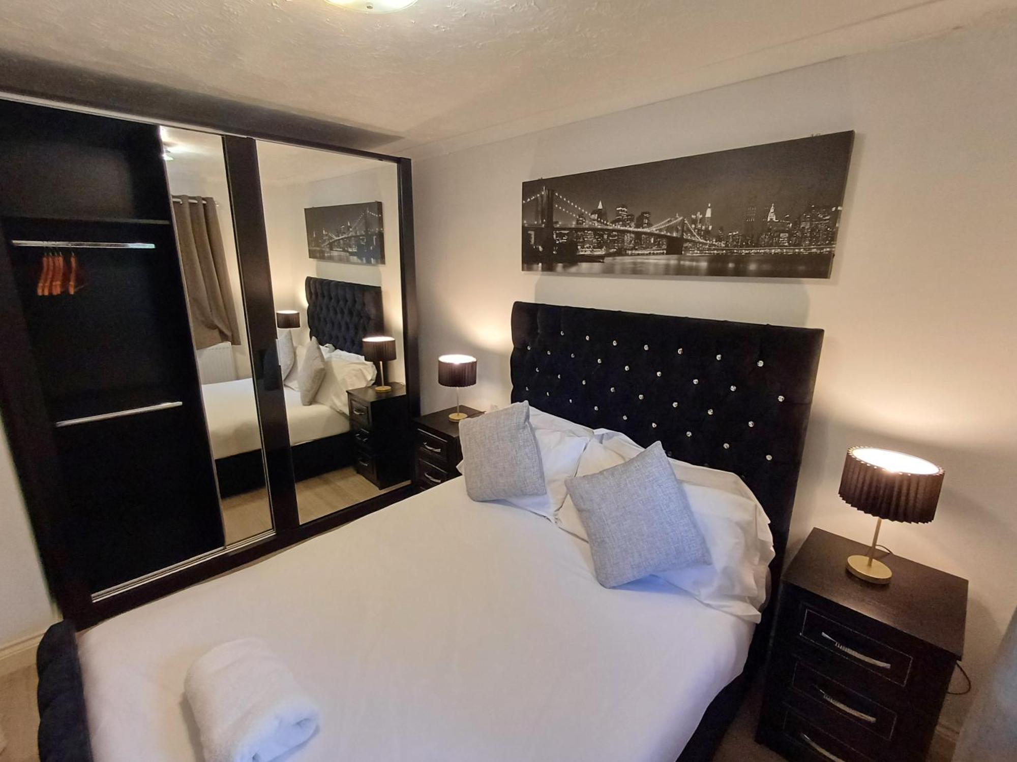 Premier Luxury 3bed Hse At Excel Free Parking Wifi Sleeps 6